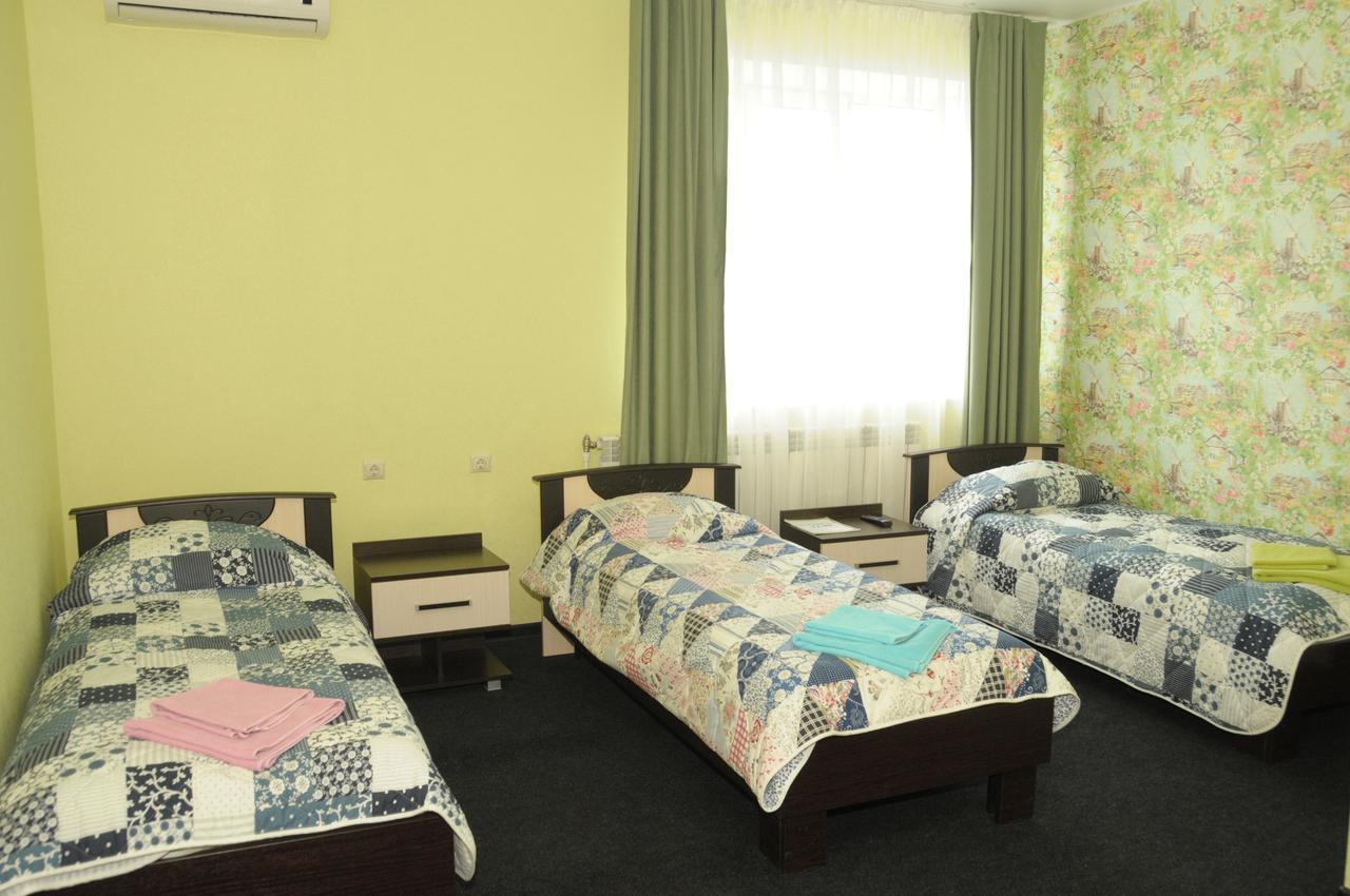 Small Hotel Smolensk Bagian luar foto